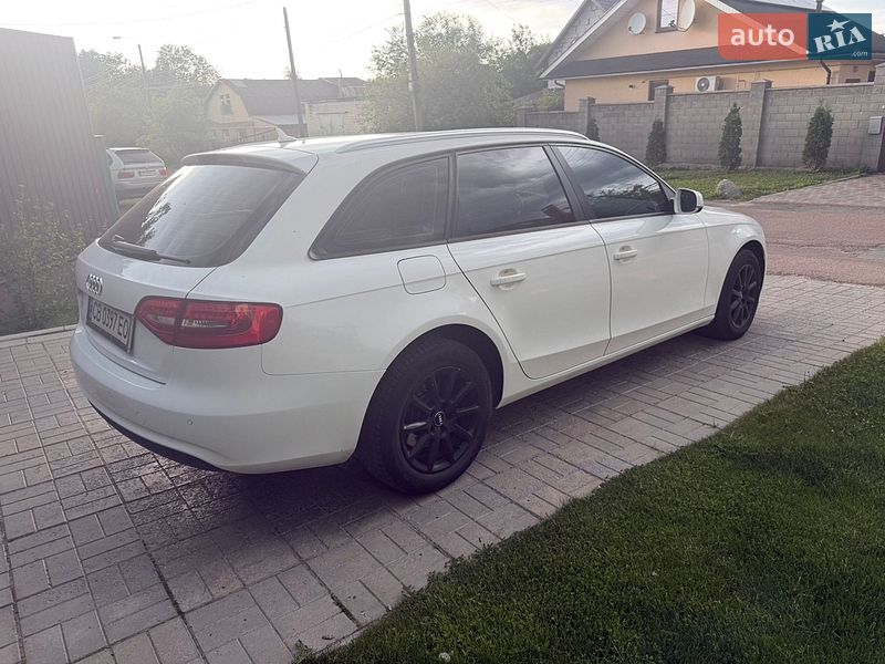 Універсал Audi A4 2012 в Чернігові