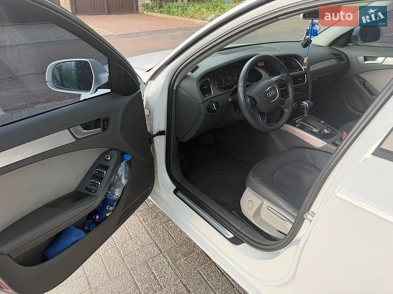 Універсал Audi A4 2012 в Чернігові