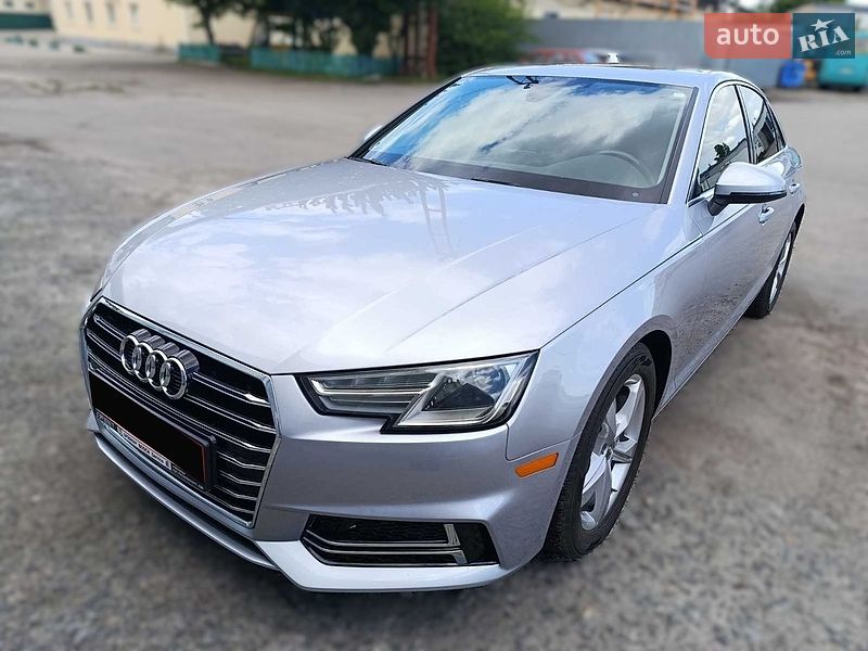 Седан Audi A4 2019 в Киеве