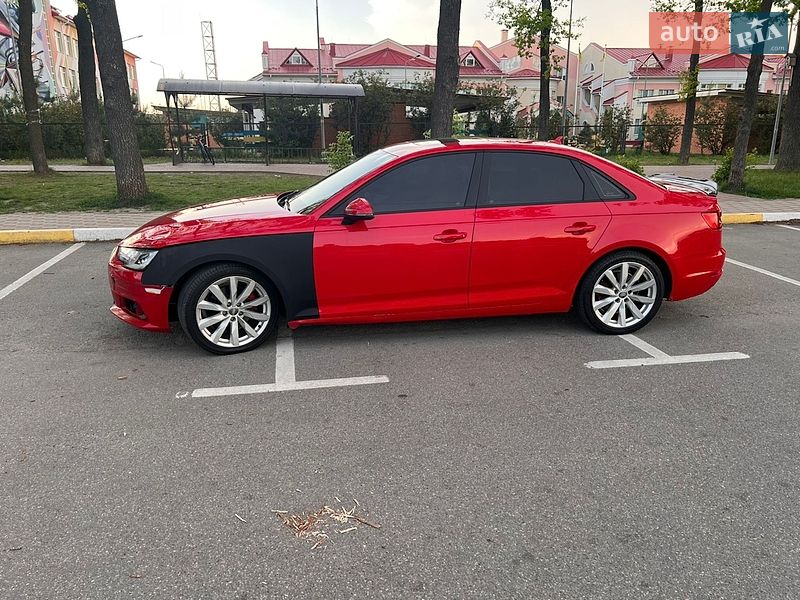 Седан Audi A4 2017 в Киеве