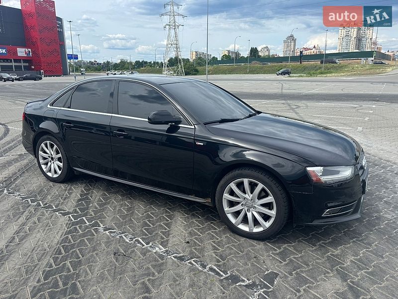Седан Audi A4 2013 в Киеве