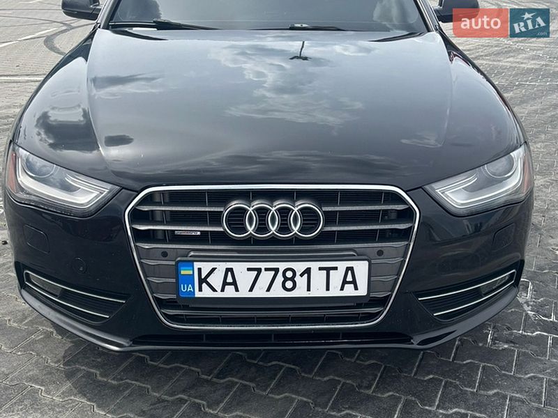 Седан Audi A4 2013 в Киеве