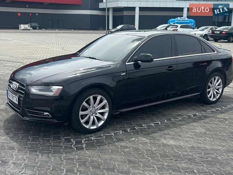 Седан Audi A4 2013 в Киеве