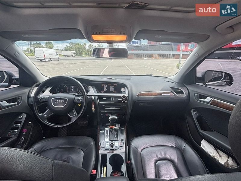 Седан Audi A4 2013 в Киеве