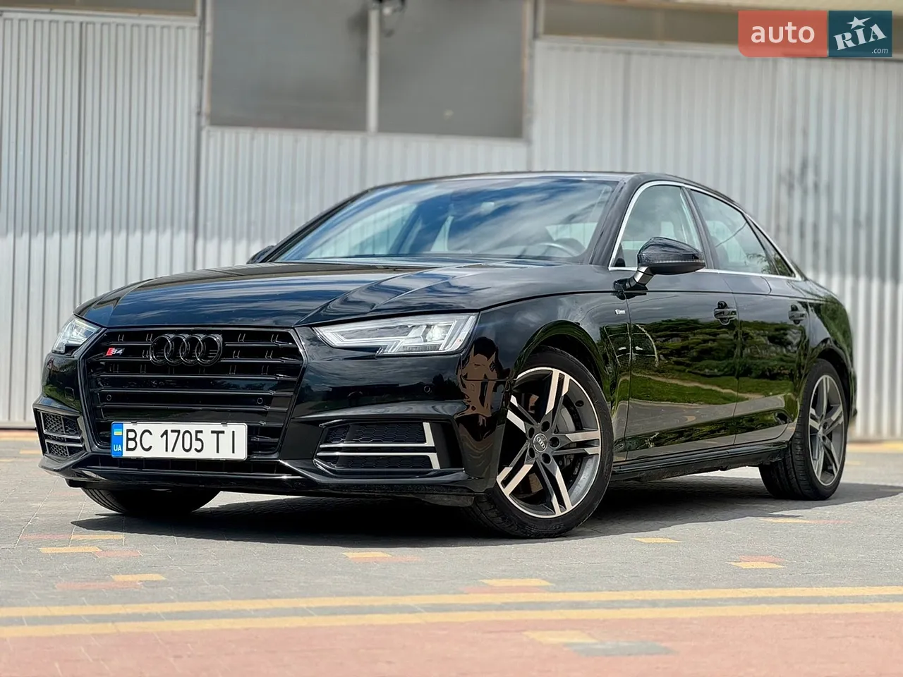 2016 Audi A4 - мініатюра 18