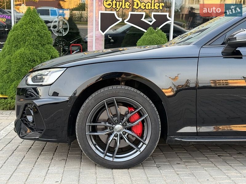 Седан Audi A4 2016 в Одесі