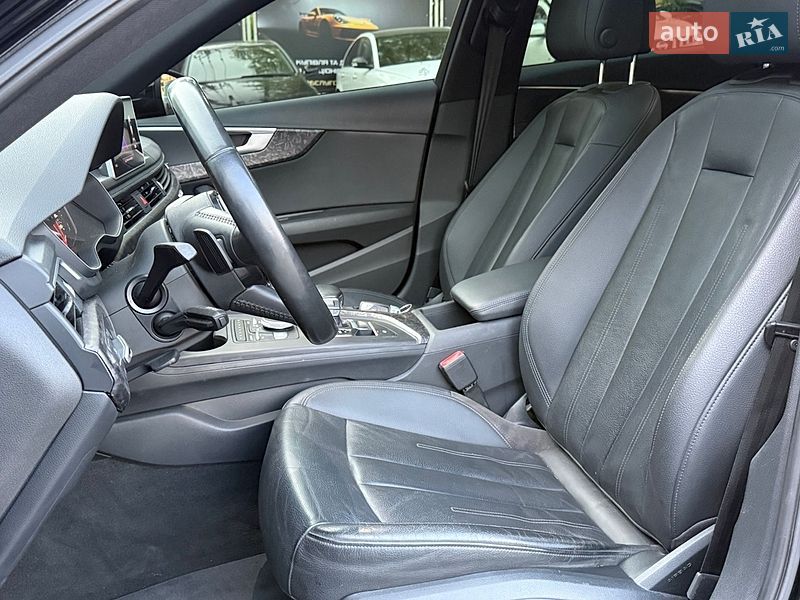 Седан Audi A4 2016 в Одесі