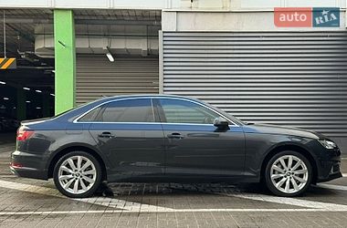 Седан Audi A4 2019 в Киеве