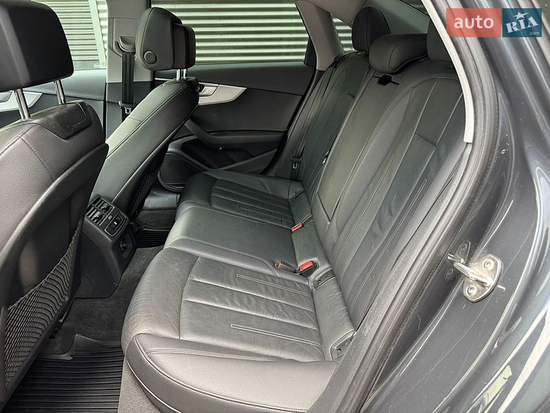Седан Audi A4 2019 в Киеве