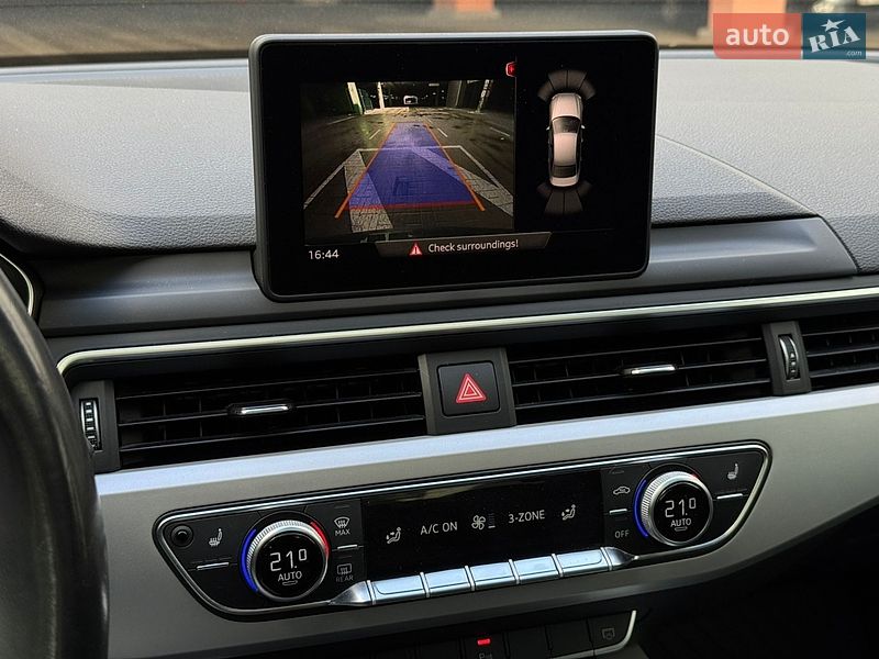 Седан Audi A4 2019 в Киеве