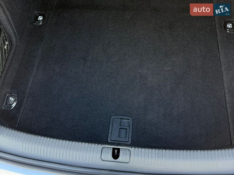 Седан Audi A4 2019 в Одессе