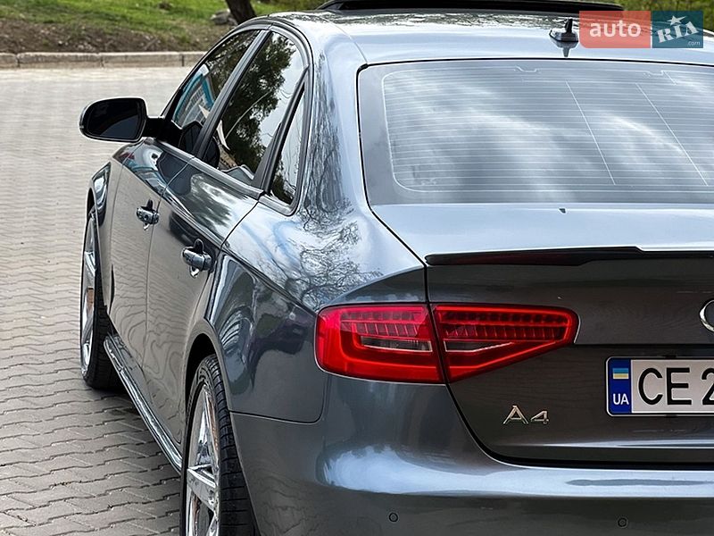 Седан Audi A4 2012 в Чернівцях