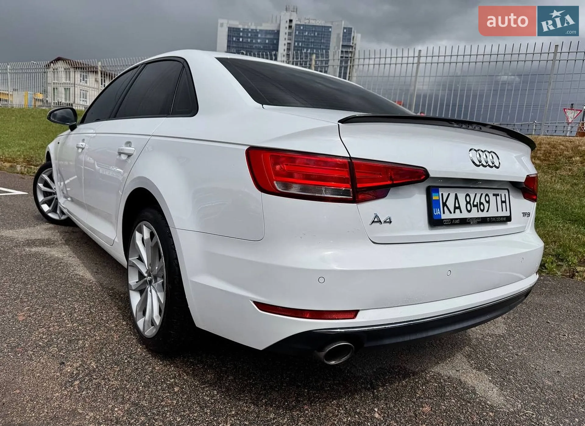 2015 Audi A4 - мініатюра 13