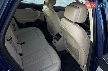 Седан Audi A4 2018 в Кременчуці