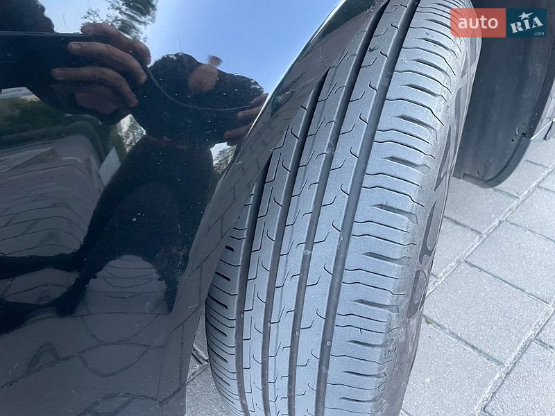 Універсал Audi A4 2002 в Львові
