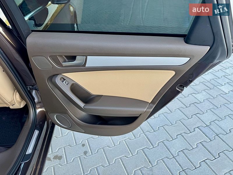 Універсал Audi A4 2015 в Чернівцях