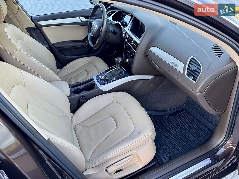 Універсал Audi A4 2015 в Чернівцях
