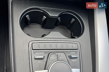 Седан Audi A4 2017 в Львове