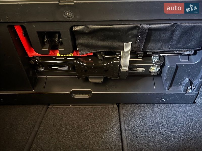 Седан Audi A4 2017 в Львове