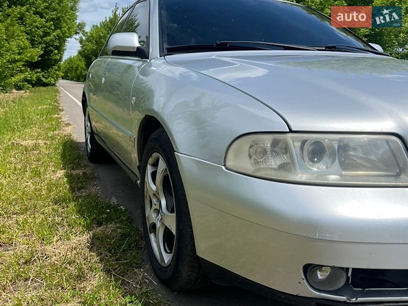 Седан Audi A4 1999 в Житомире