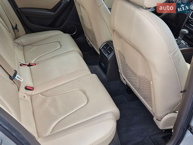 Седан Audi A4 2013 в Киеве