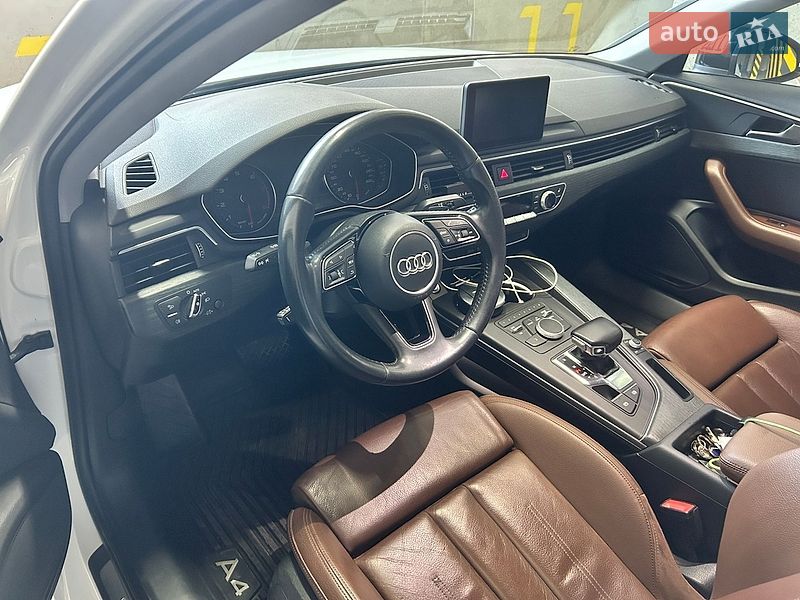 Седан Audi A4 2017 в Львові