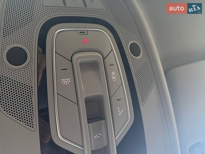 Седан Audi A4 2019 в Киеве