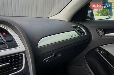 Седан Audi A4 2015 в Николаеве