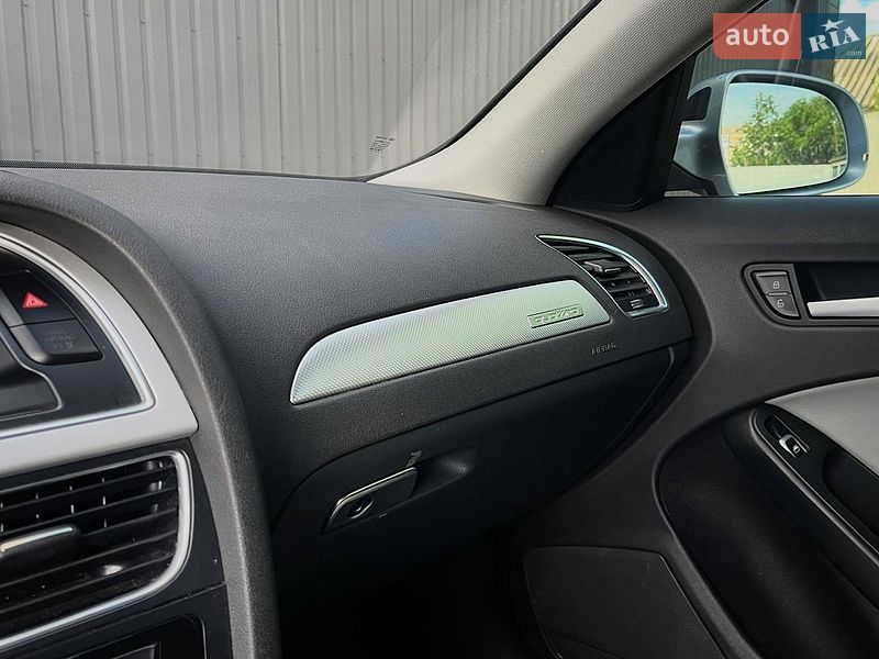Седан Audi A4 2015 в Николаеве