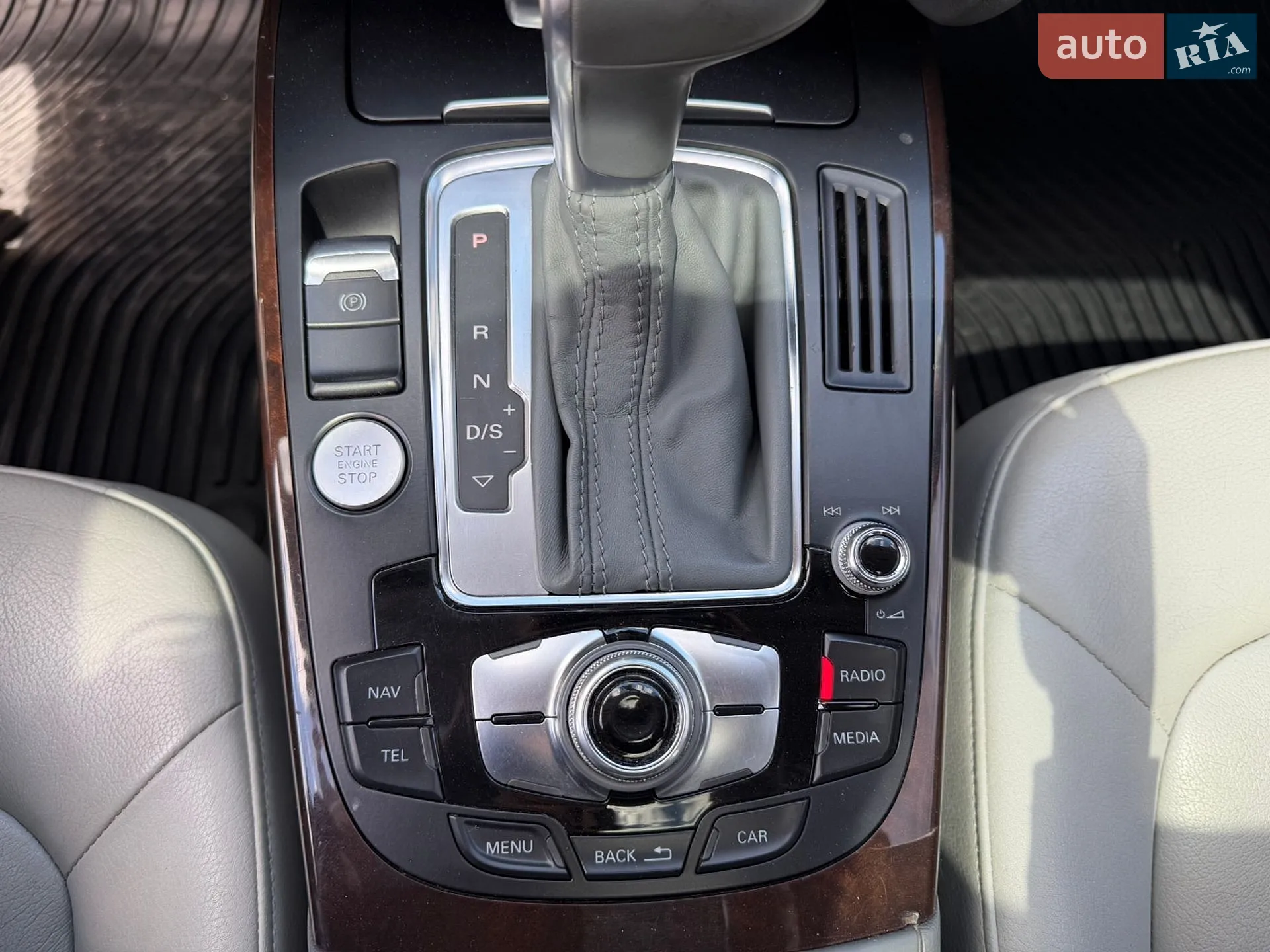2015 Audi A4 - мініатюра 19