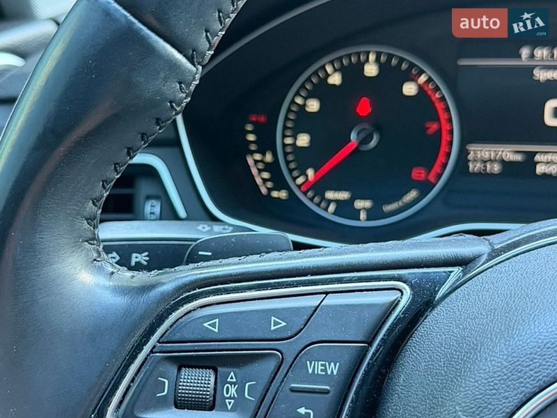 Седан Audi A4 2017 в Львове