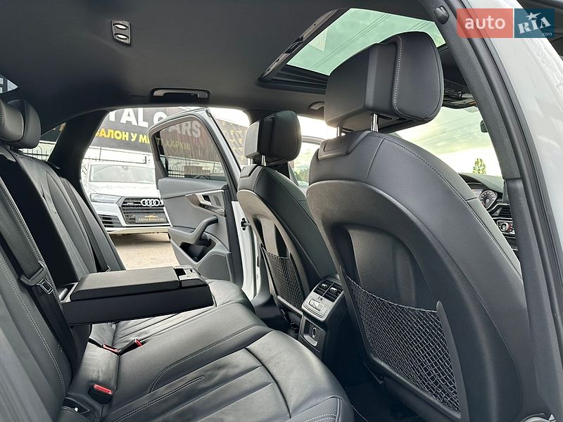 Седан Audi A4 2022 в Харькове