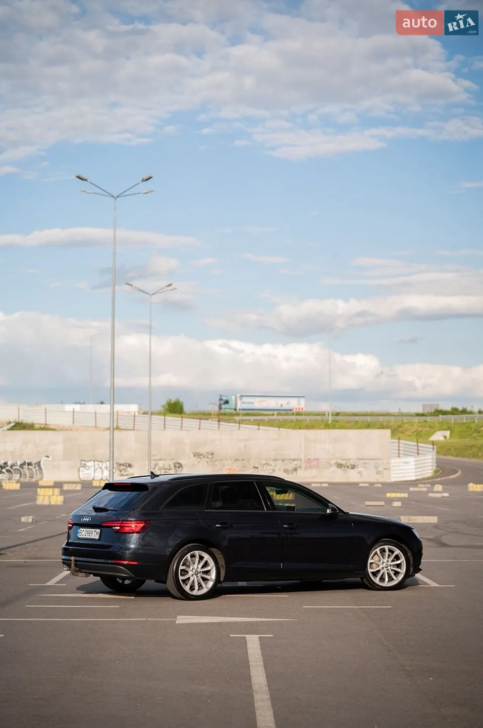 2017 Audi A4 - мініатюра 4