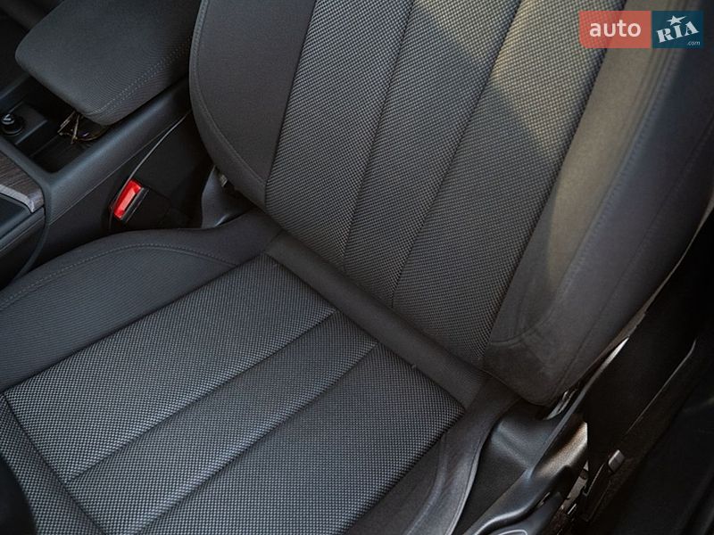 Универсал Audi A4 2017 в Львове