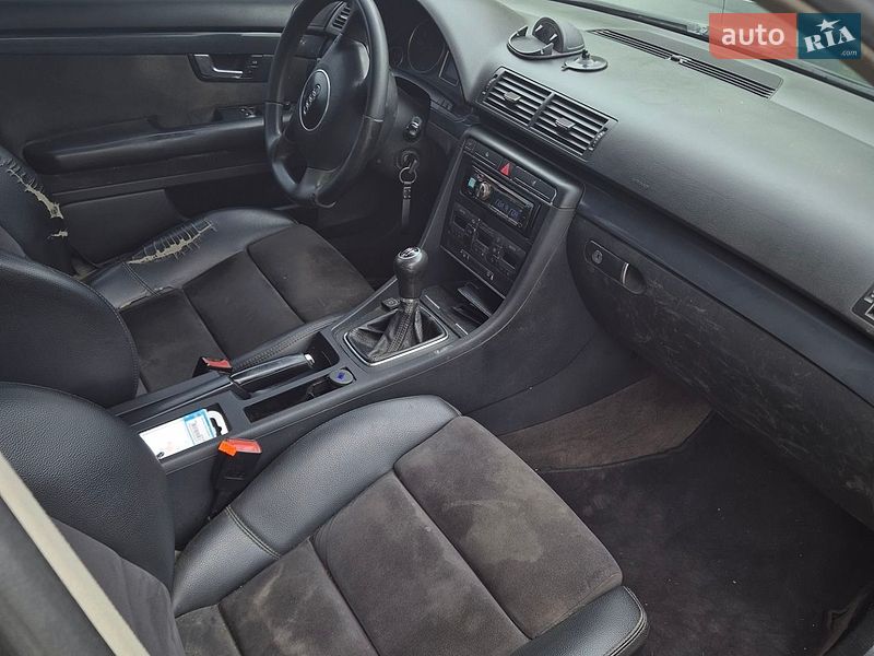 Седан Audi A4 2003 в Галиче