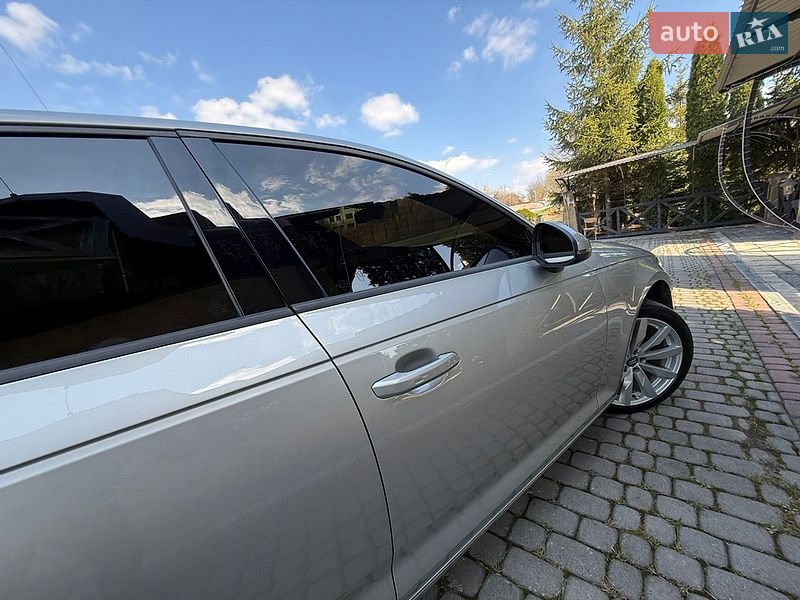 Седан Audi A4 2017 в Трускавце