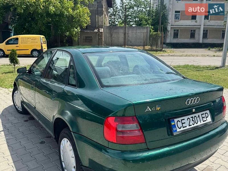 Седан Audi A4 1997 в Черновцах