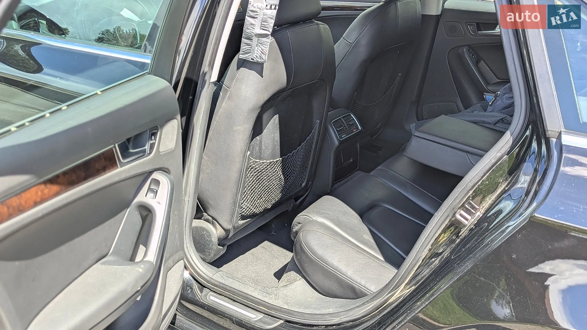 2010 Audi A4 - мініатюра 8