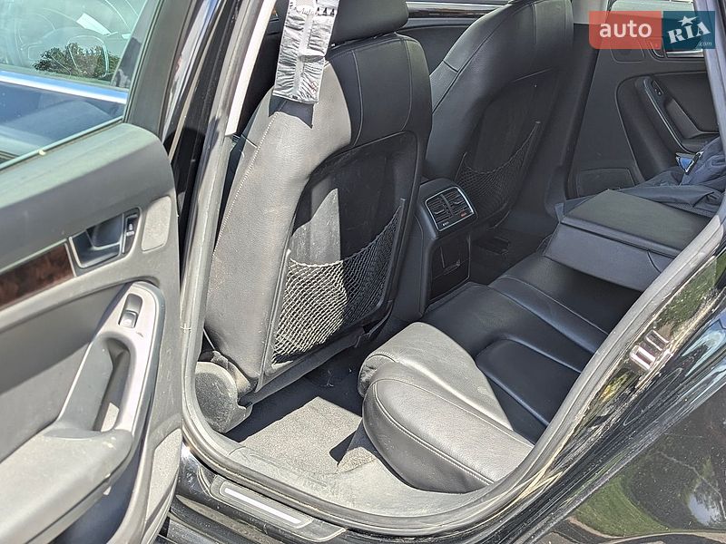 Седан Audi A4 2010 в Киеве