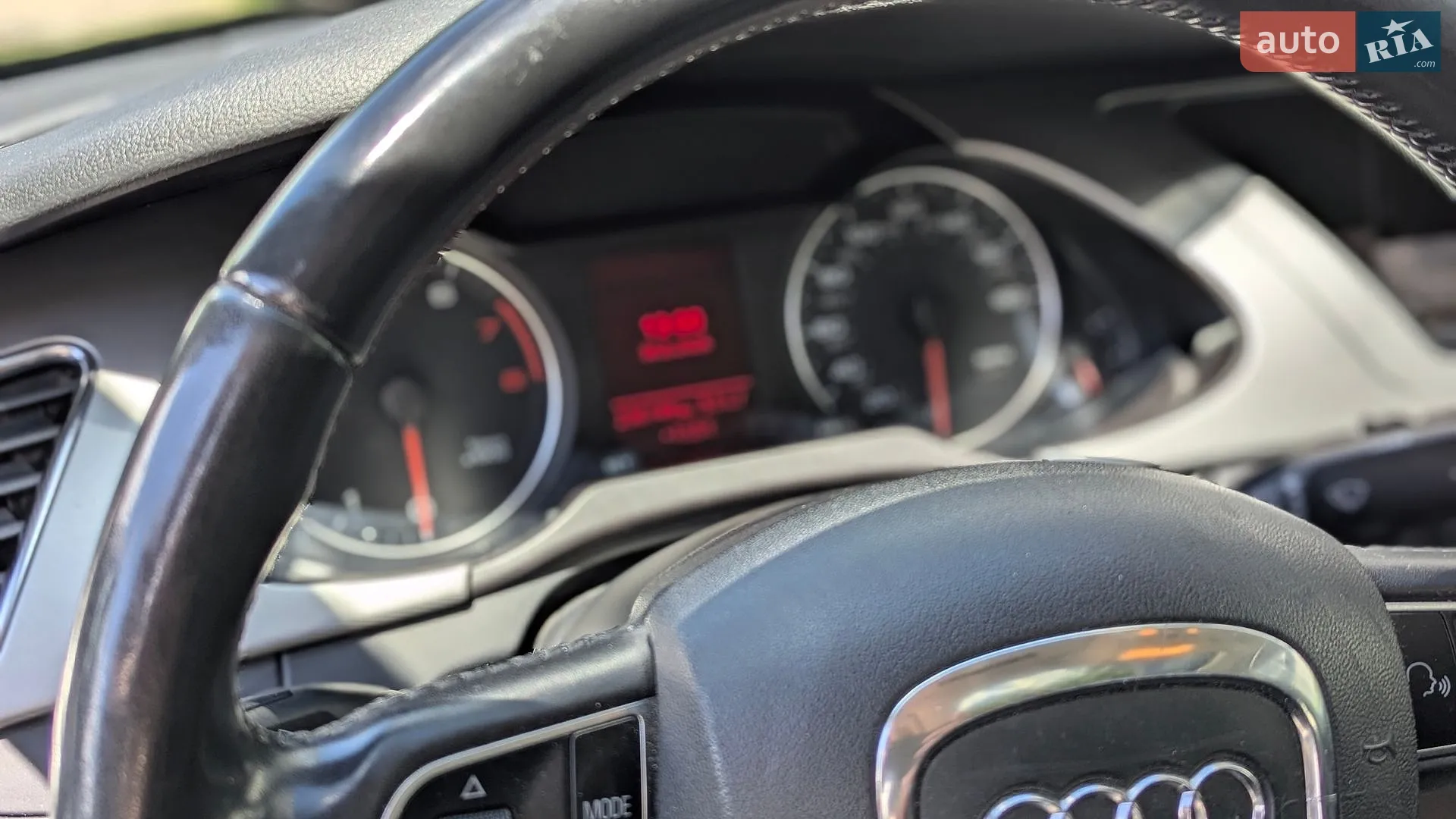 2010 Audi A4 - мініатюра 11