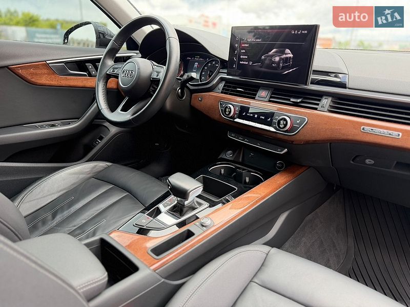 Седан Audi A4 2022 в Києві