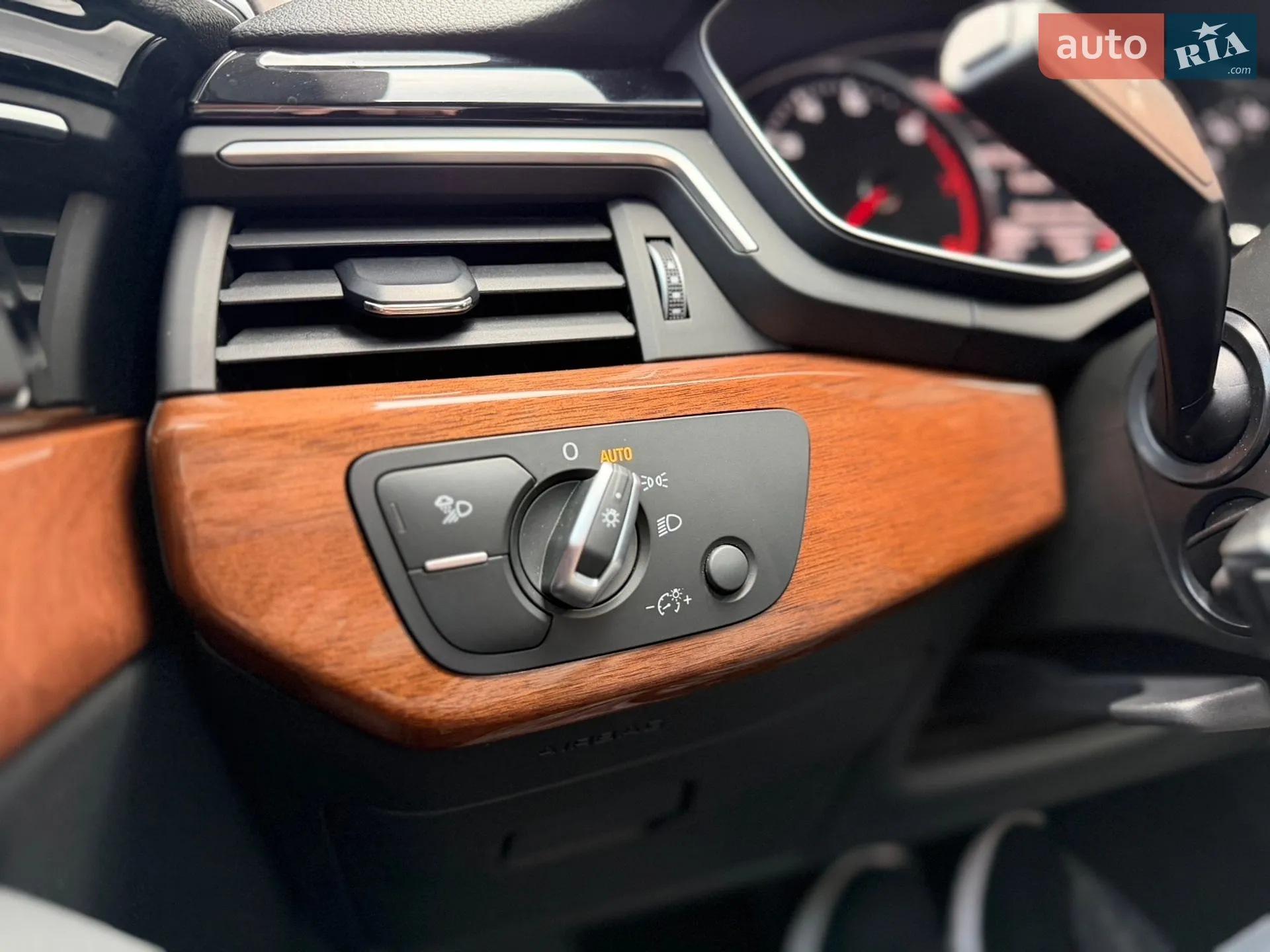 2022 Audi A4 - мініатюра 31