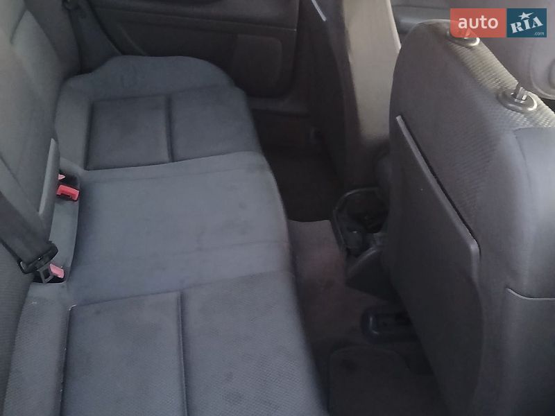 Универсал Audi A4 2002 в Черняхове
