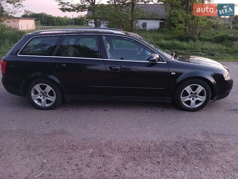 Универсал Audi A4 2002 в Черняхове