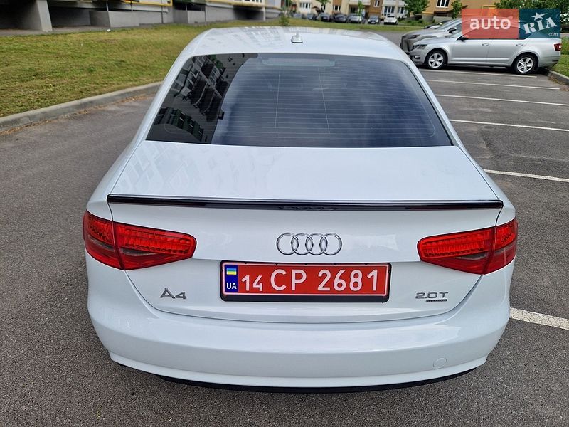 Седан Audi A4 2014 в Виннице