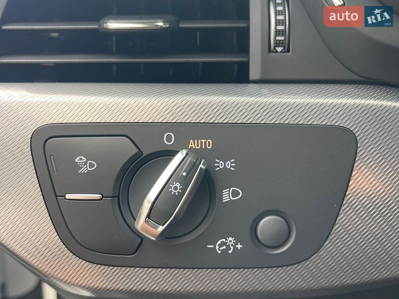 Седан Audi A4 2023 в Виноградове