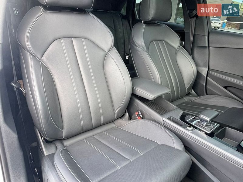 Седан Audi A4 2023 в Виноградове