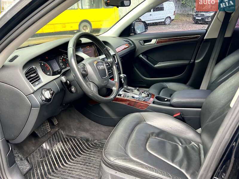 Седан Audi A4 2011 в Києві