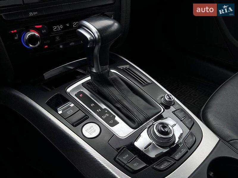 Седан Audi A4 2015 в Києві