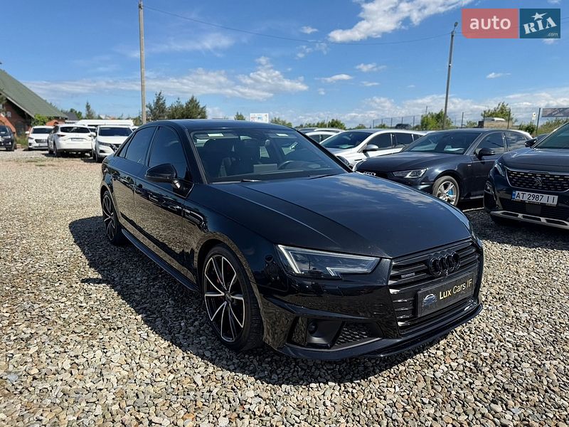 Седан Audi A4 2017 в Ивано-Франковске